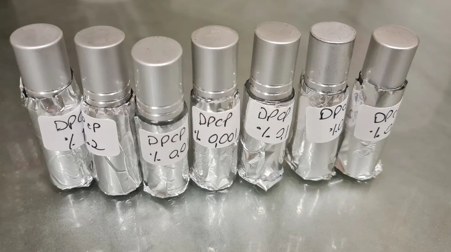 Alopesi universalis recetesinde gelen bir maddedir DPCP<