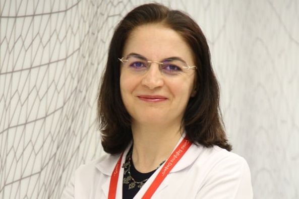ayinesi kalbi olan bir doktor; Ayşe Serap Karadağ