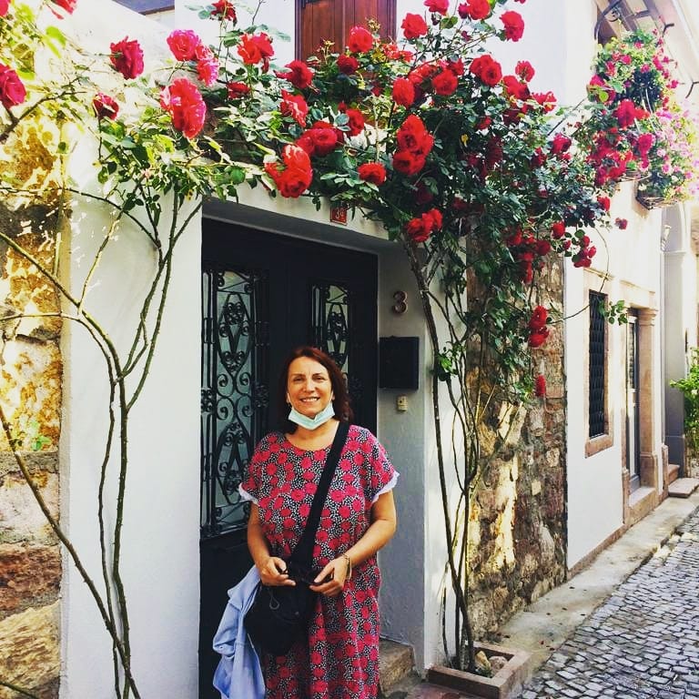 güllerle bayramlaşmak