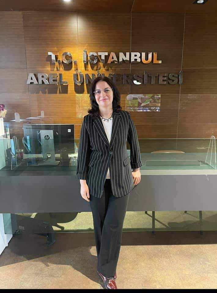 Prof. Dr. Ayşe Serap Karadağ takdimimdir
