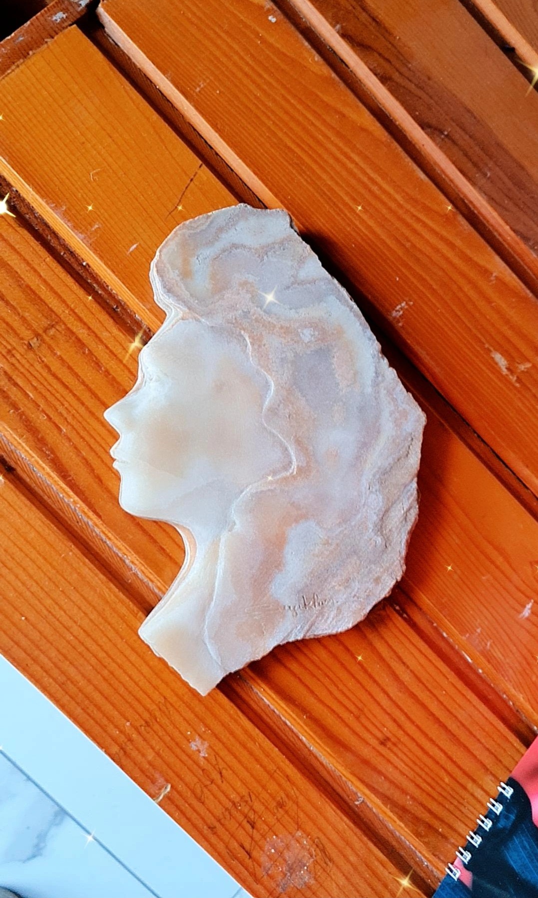 Sanat galerisi gibi eczane...
